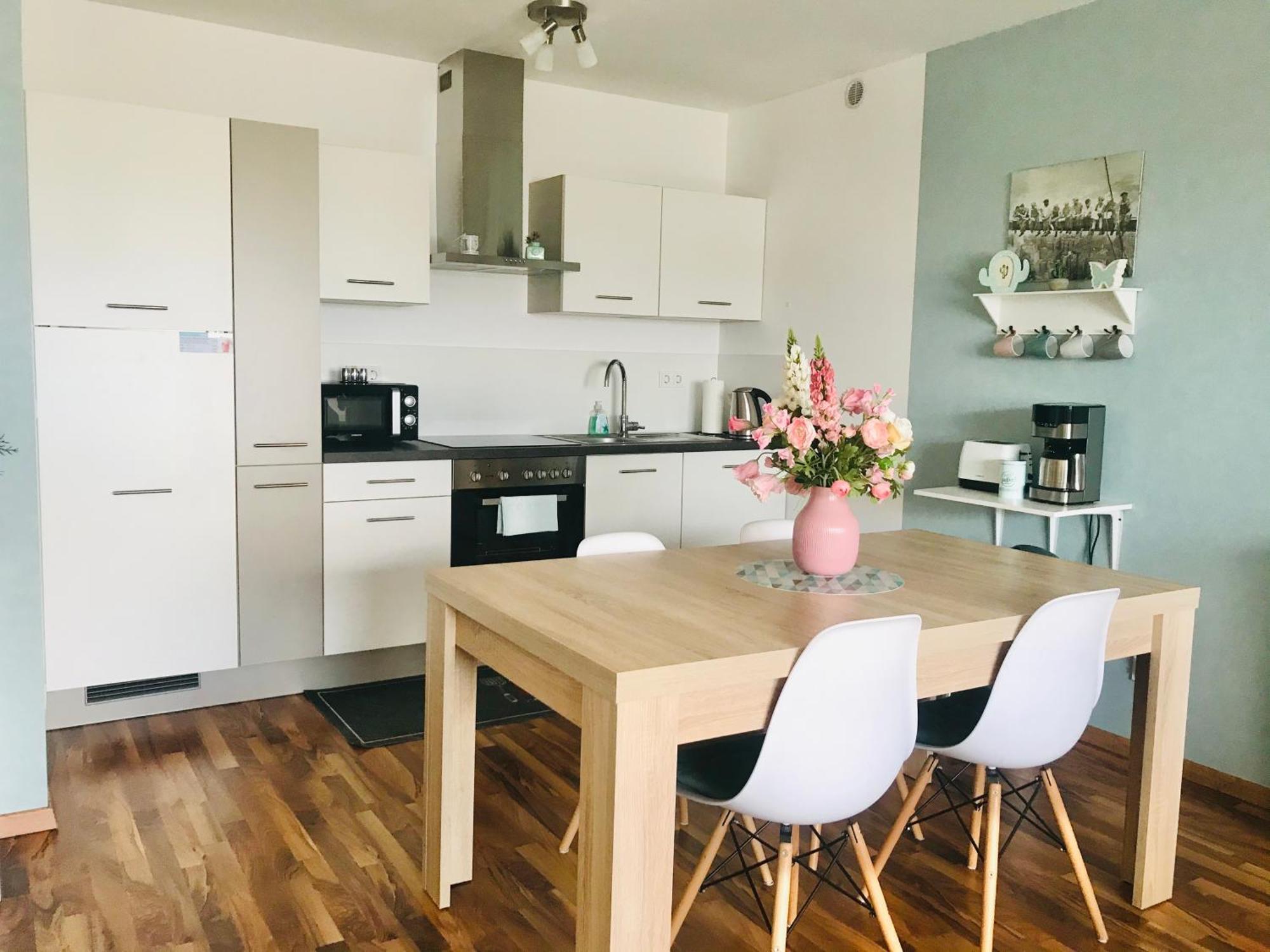 Neu! Top Apartment! 7Km Saarbruecken! Terrasse, Garten! Sulzbach  Ngoại thất bức ảnh