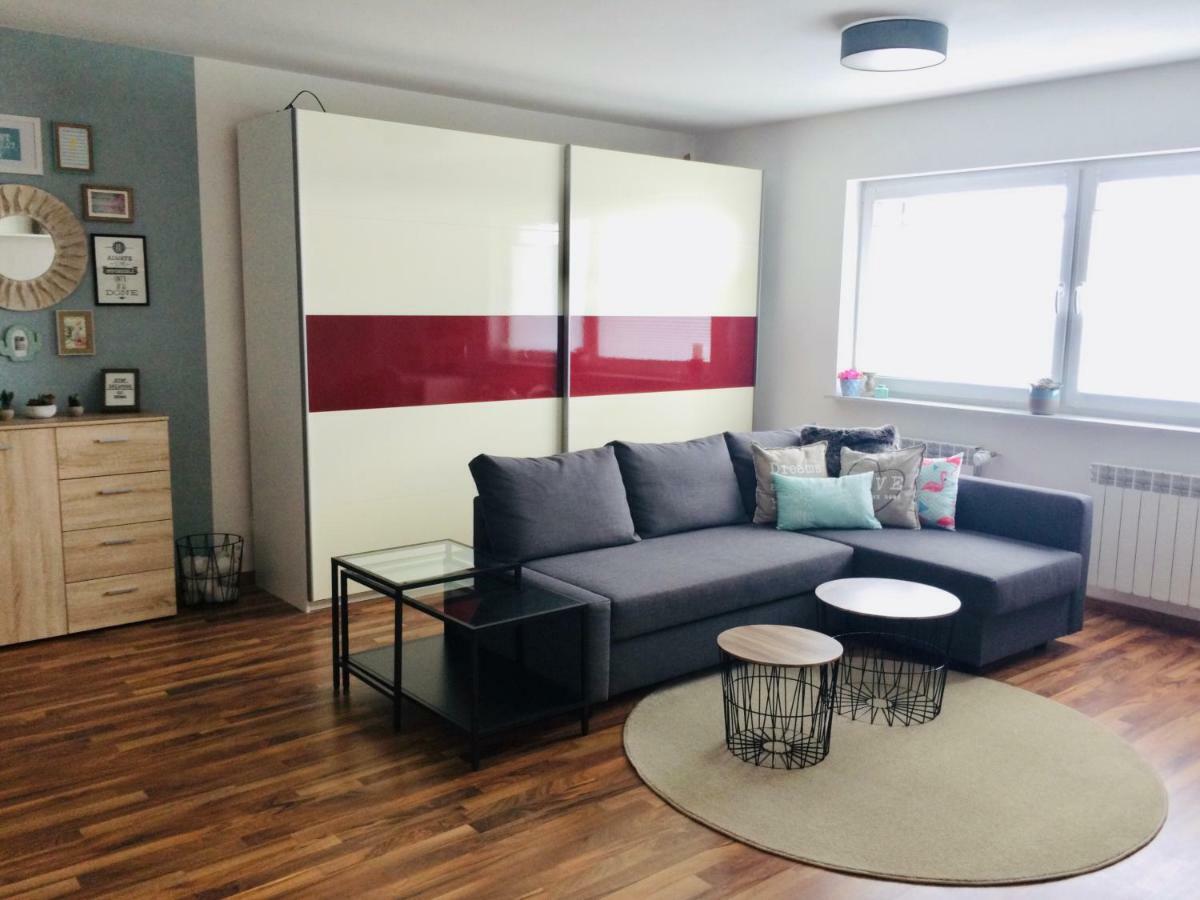 Neu! Top Apartment! 7Km Saarbruecken! Terrasse, Garten! Sulzbach  Ngoại thất bức ảnh